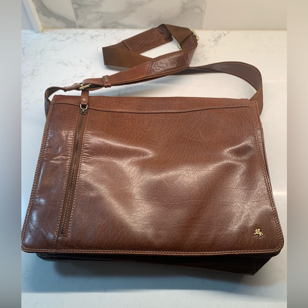 Visconti London Brown Leather Messenger Bag​
